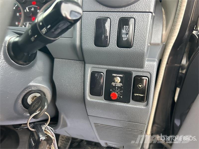 Toyota LandCruiser 79 Series GXL 4x4 Pickup Прочие фургоны