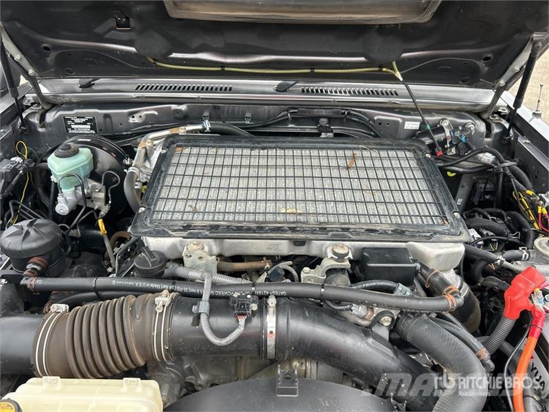 Toyota LandCruiser 79 Series GXL 4x4 Pickup Прочие фургоны