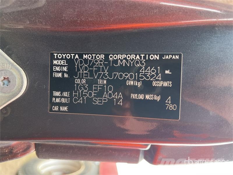 Toyota LandCruiser 79 Series GXL 4x4 Pickup Outros