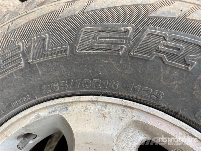 Toyota LandCruiser 79 Series GXL 4x4 Pickup Outros