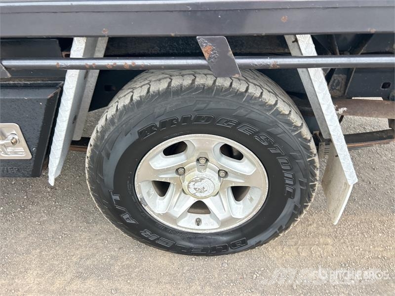 Toyota LandCruiser 79 Series GXL 4x4 Pickup Прочие фургоны
