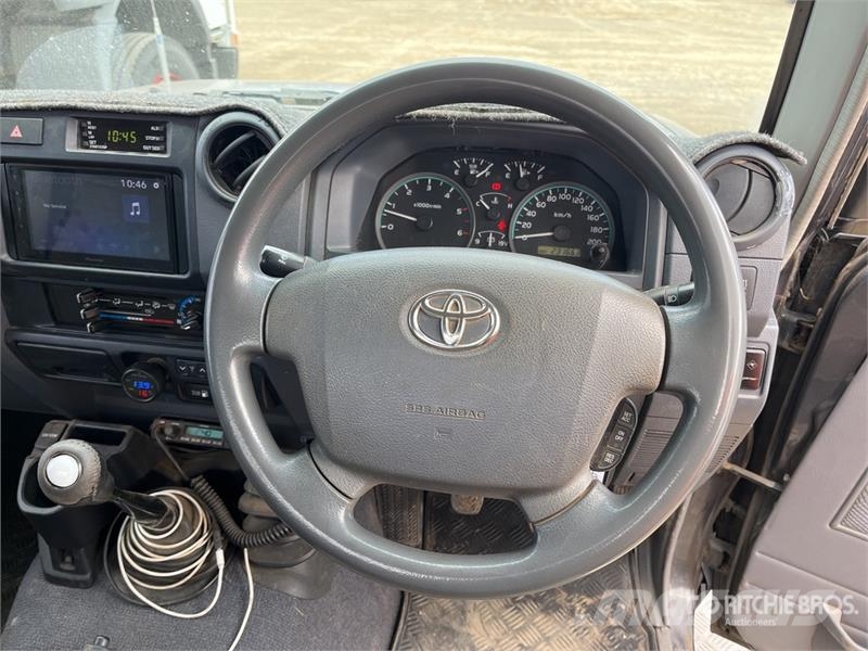 Toyota LandCruiser 79 Series GXL 4x4 Pickup Outros