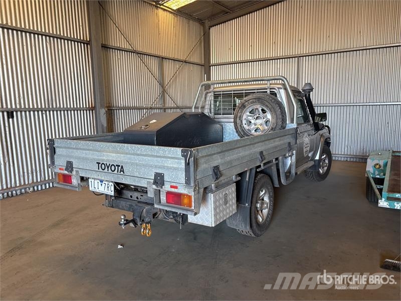 Toyota Landcruiser GXL 4x4 Pickup Muu