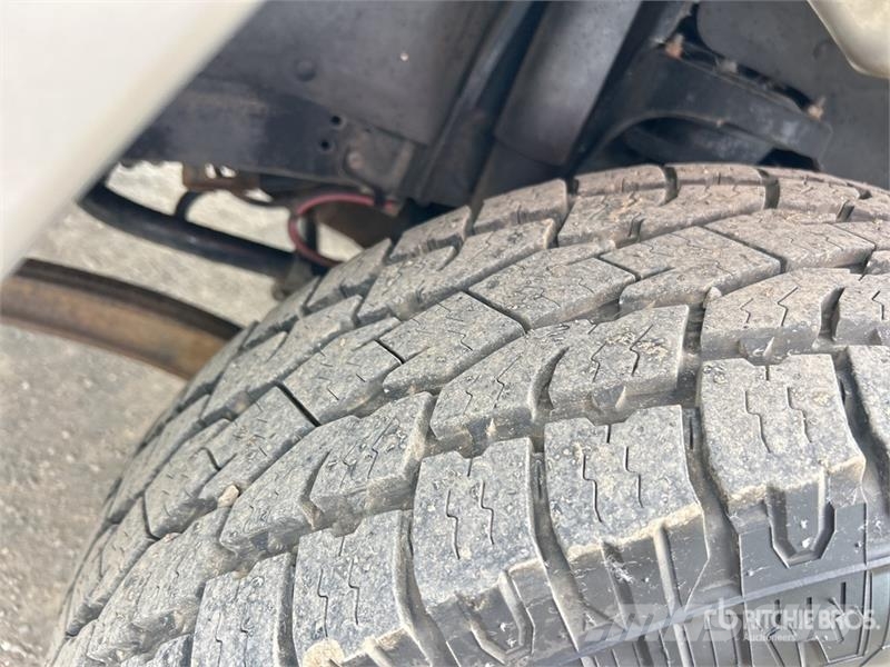 Toyota LandCruiser GXL 4x4 Pickup Прочие фургоны