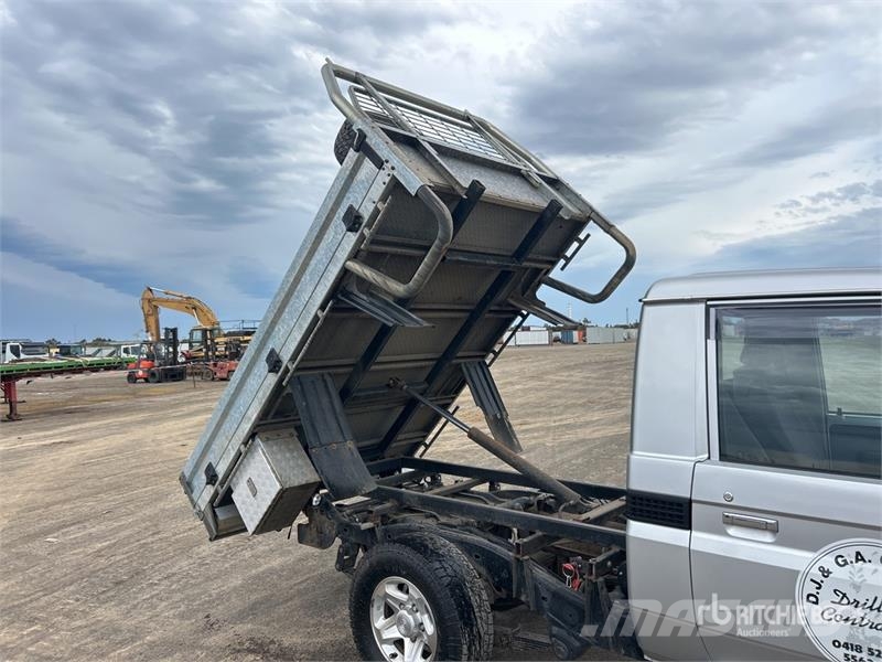 Toyota LandCruiser GXL 4x4 Pickup Прочие фургоны