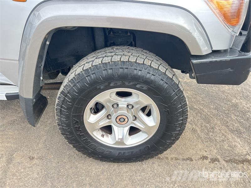Toyota LandCruiser GXL 4x4 Pickup Прочие фургоны