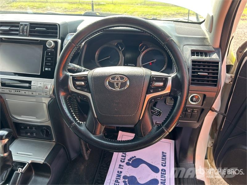 Toyota LandCruiser Prado GXL 4x4 SUV PKWs