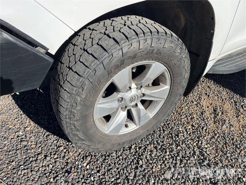 Toyota LandCruiser Prado GXL 4x4 GXL SUV 汽车