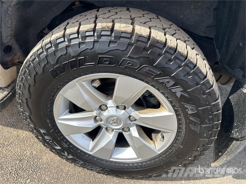 Toyota LandCruiser Prado GXL 4x4 SUV PKWs
