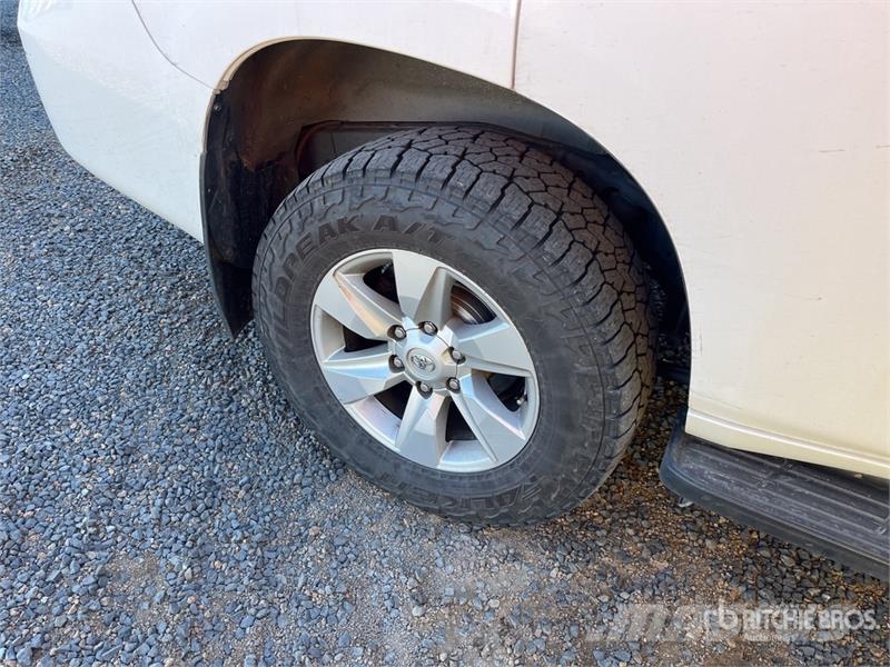 Toyota LandCruiser Prado GXL 4x4 GXL SUV 汽车