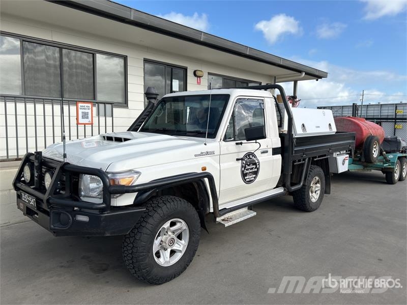 Toyota LandCruiser WorkMate 4x4 Pickup Furgoni altro