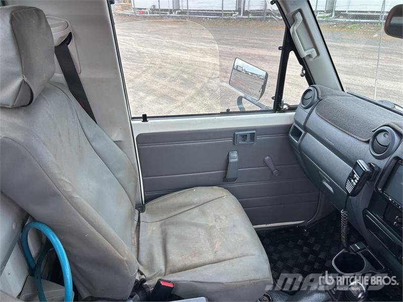 Toyota LandCruiser WorkMate 4x4 Pickup その他