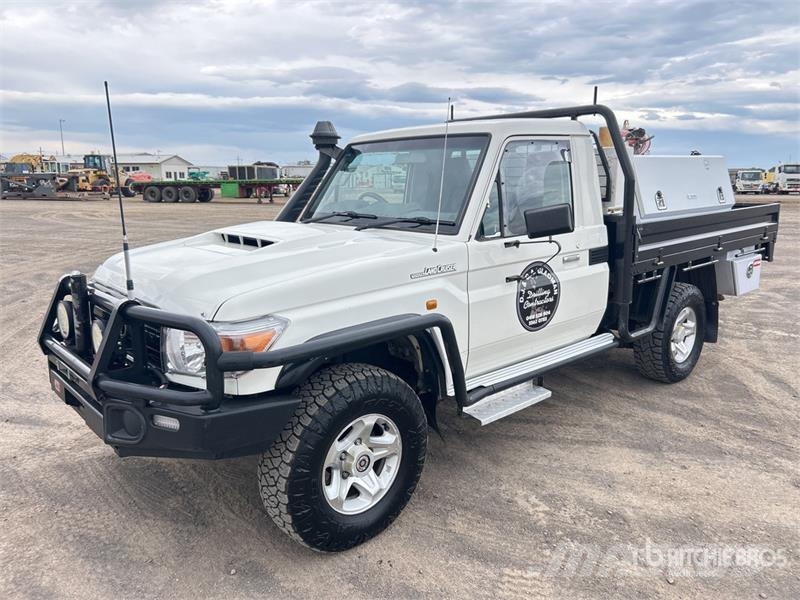 Toyota LandCruiser WorkMate 4x4 Pickup その他
