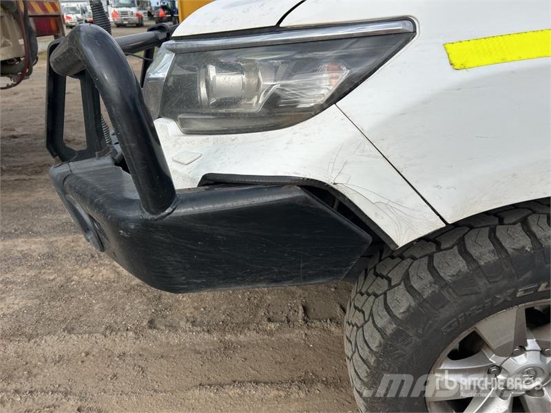 Toyota Prado 4x4 GXL SUV Coches