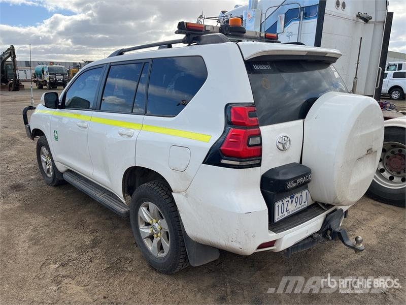 Toyota Prado 4x4 GXL SUV Coches