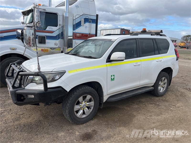 Toyota Prado 4x4 GXL SUV Coches