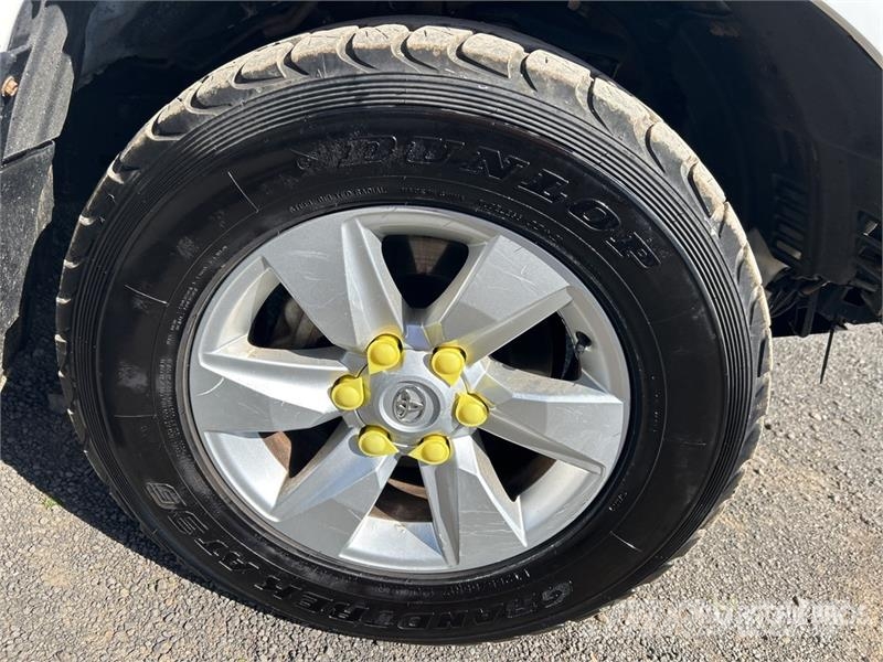 Toyota Prado GXL 4x4 SUV Cars
