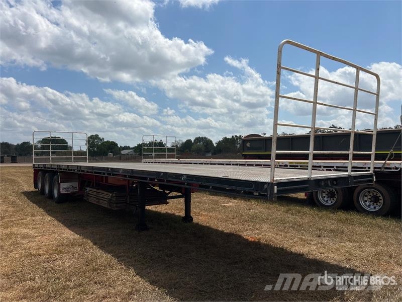  Tristar 13.4 m Tri/A Flatbed Trailer مقطوروات مسطحة/مفصلية الجوانب