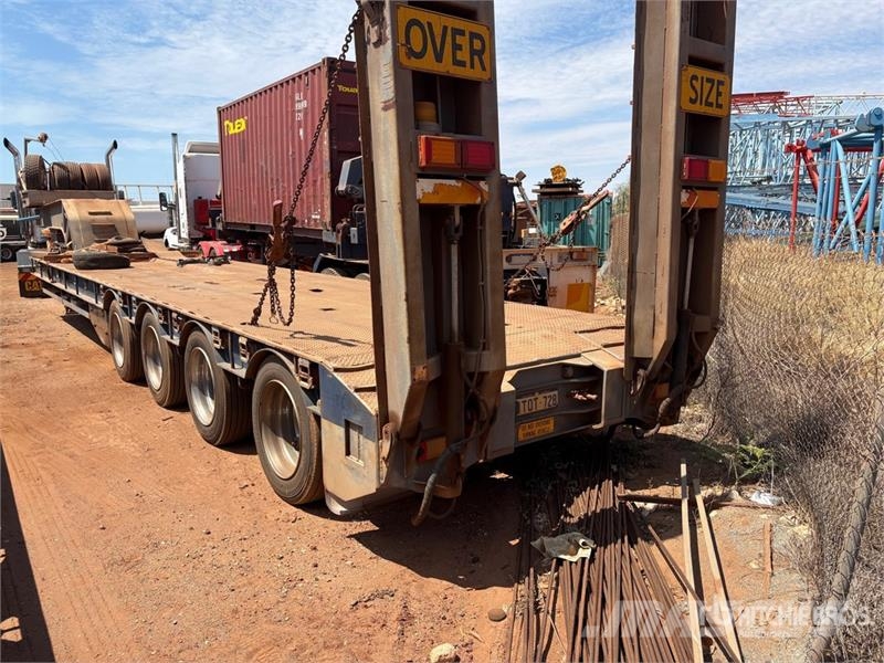 Tristar 4 Rows of 4 Lowboy Trailer Mélybölcsős