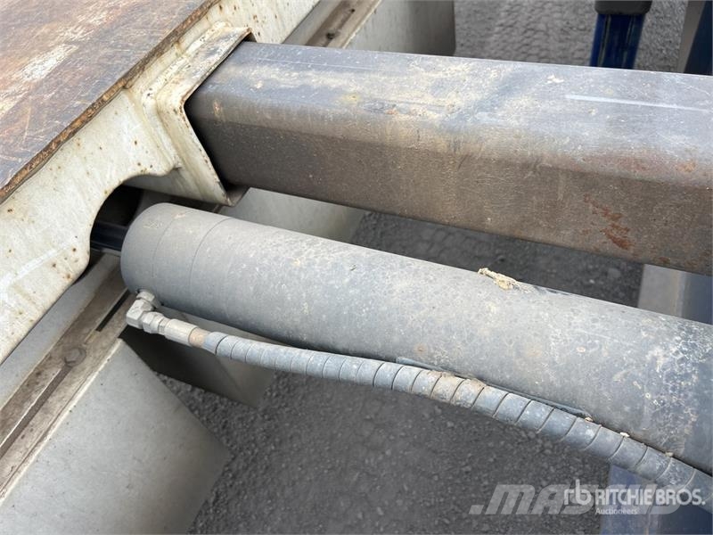  Tuff 4 Rows of 4 Hydraulic Deck Widening Lowboy Tr Tieflader