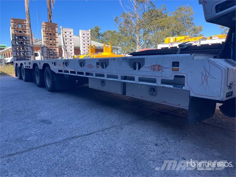 Tuff 4 Rows of 4 Hydraulic Deck Widening Lowboy Tr Low loaders