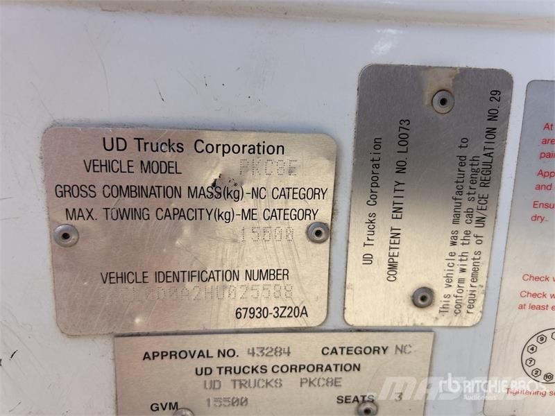 UD Condor PKC8E 4x2 Attenuator Truck Munitsipaalsõidukid