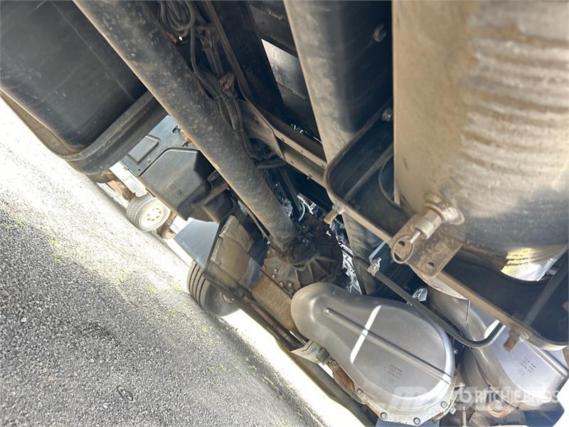 UD Condor PKC8E 4x2 Attenuator Truck Munitsipaalsõidukid