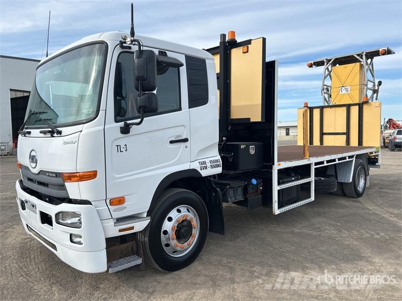 UD Condor PKC8E 4x2 Attenuator Truck Munitsipaalsõidukid