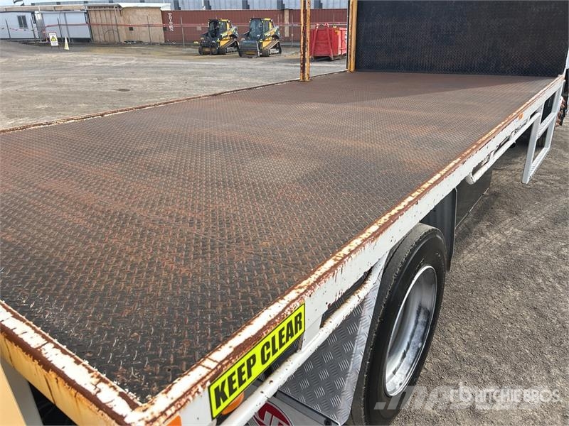 UD Condor PKC8E 4x2 Attenuator Truck Munitsipaalsõidukid