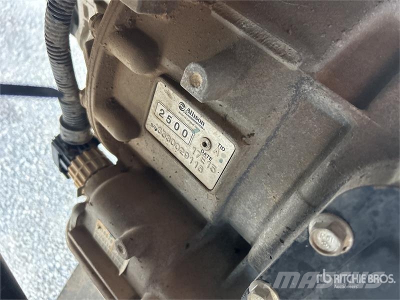 UD Condor PKC8E 4x2 Attenuator Truck Munitsipaalsõidukid