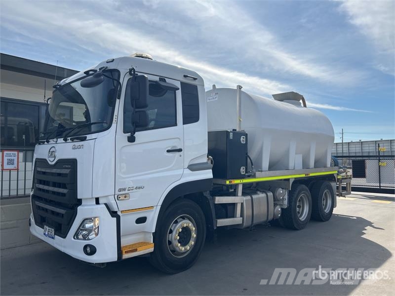 UD GW26460KAA 14,000 L Water Truck Vattentankbilar