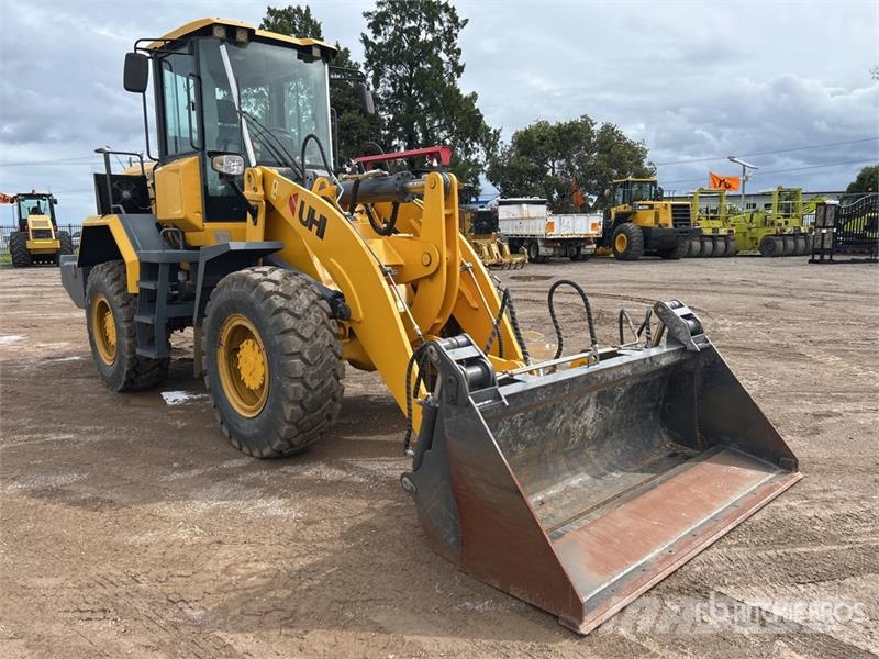  UHI UWL350 Wheel Loader Gumikerekes homlokrakodók
