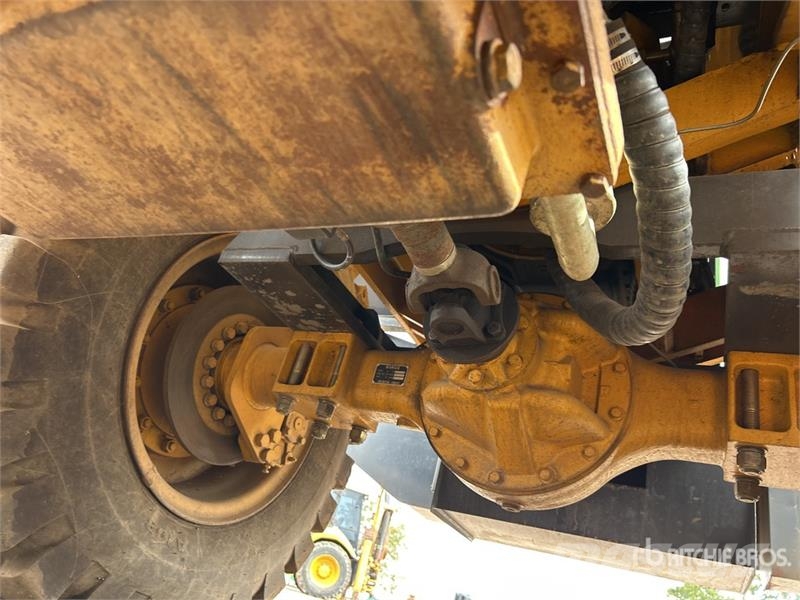  UHI UWL350 Wheel Loader Gumikerekes homlokrakodók