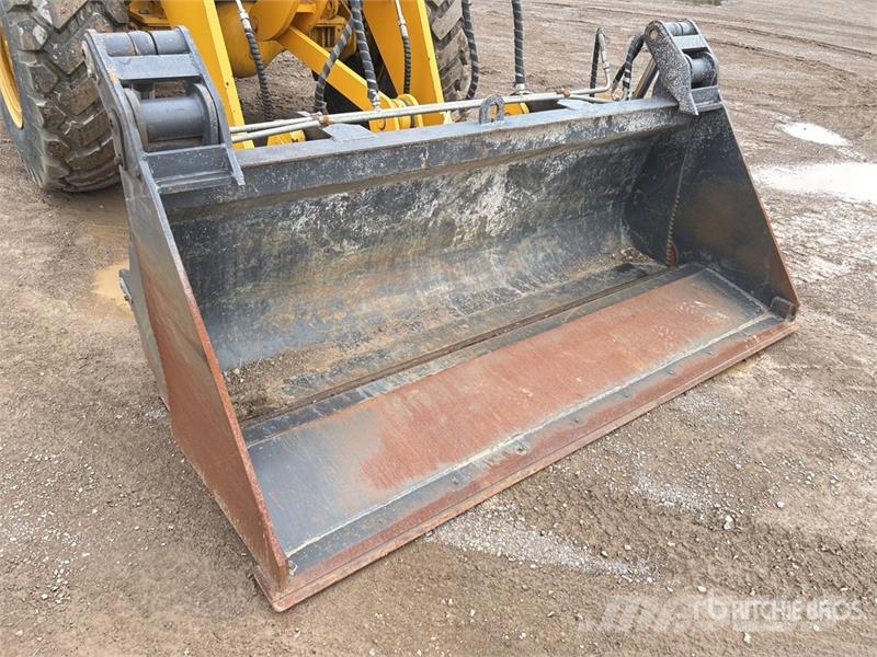  UHI UWL350 Wheel Loader Gumikerekes homlokrakodók