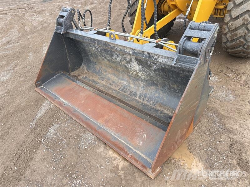  UHI UWL350 Wheel Loader Gumikerekes homlokrakodók