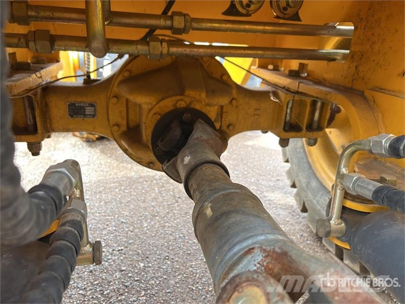  UHI UWL350 Wheel Loader Gumikerekes homlokrakodók