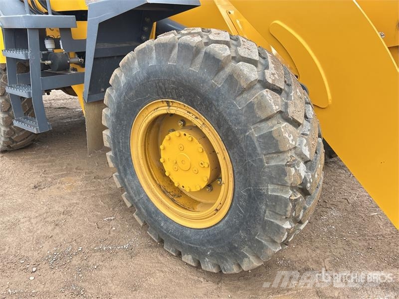 UHI UWL350 Wheel Loader Gumikerekes homlokrakodók