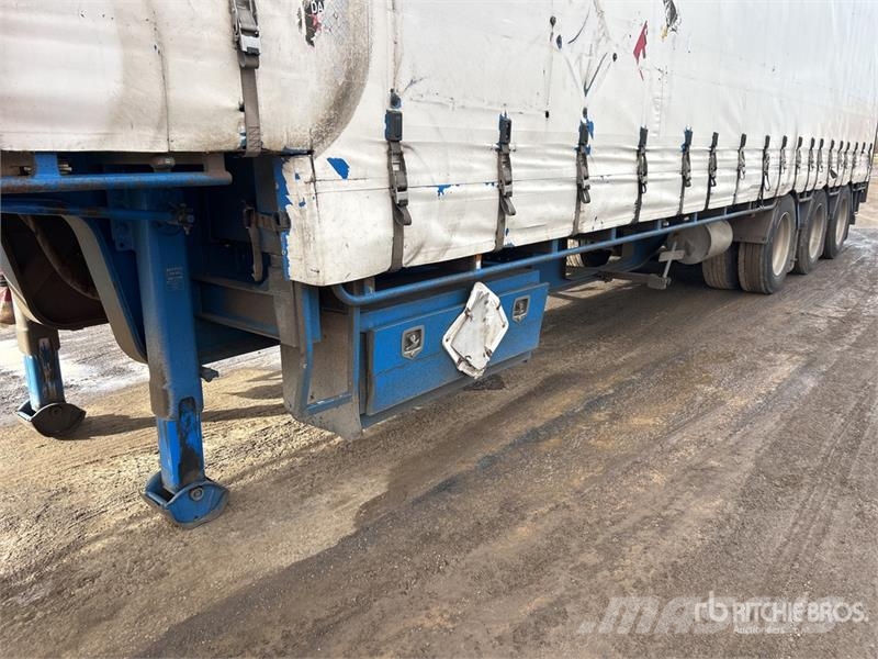 Vawdrey 13.3 m Tri/A Step Deck Curtain Side Trailer Caja de lona