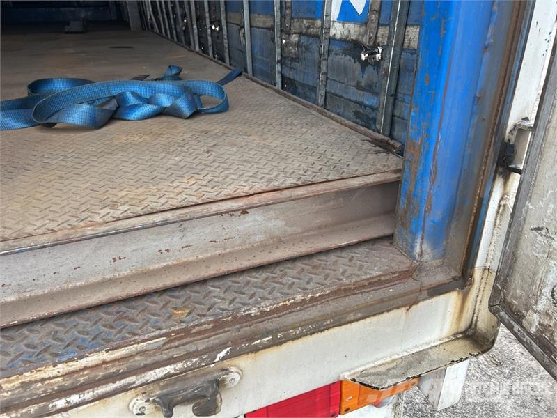 Vawdrey 13.3 m Tri/A Step Deck Curtain Side Trailer カーテンサイダートレーラー