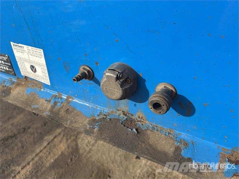 Vawdrey 13.3 m Tri/A Step Deck Curtain Side Trailer Caja de lona