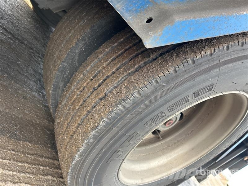 Vawdrey 13.3 m Tri/A Step Deck Curtain Side Trailer Caja de lona