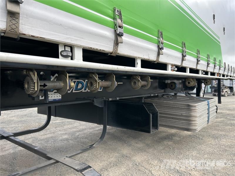 Vawdrey 13.4 m Tri/A Curtain Side Trailer Curtainsider trailers