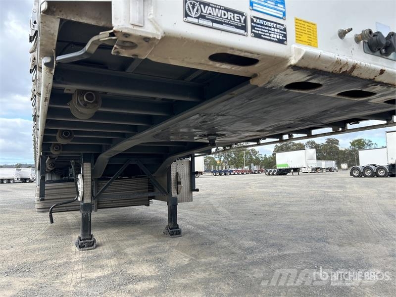 Vawdrey 13.4 m Tri/A Curtain Side Trailer Curtainsider trailers