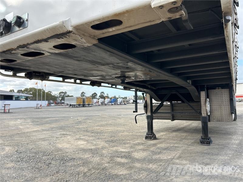 Vawdrey 13.4 m Tri/A Curtain Side Trailer Curtainsider trailers