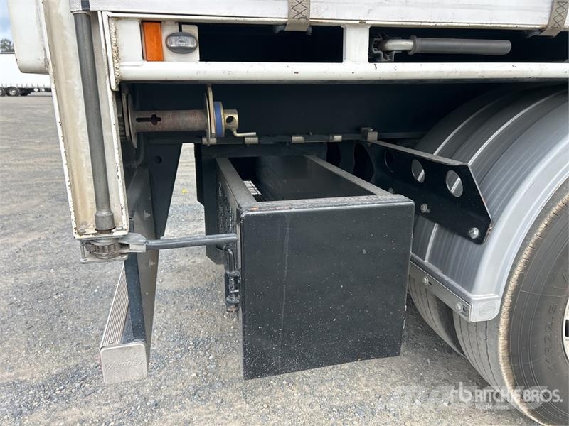 Vawdrey 13.4 m Tri/A Curtain Side Trailer Curtainsider trailers