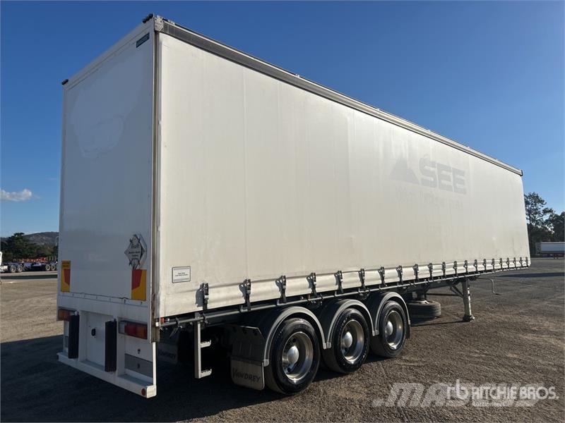 Vawdrey 13 m Tri/A Curtain Side Trailer Curtainsider trailers
