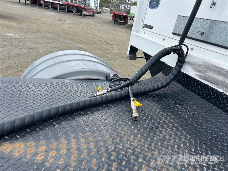 Vawdrey 7.2 m Tri/A B-Double Lead Curtain Side Trailer Kapell trailer/semi
