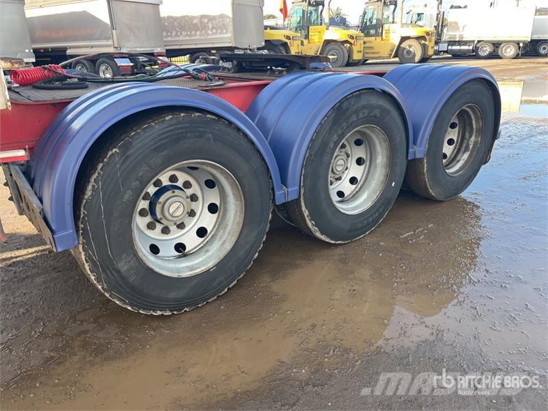 Vawdrey 7.2 m Tri/A B-Double Lead Curtain Side Trailer Curtainsideranhänger