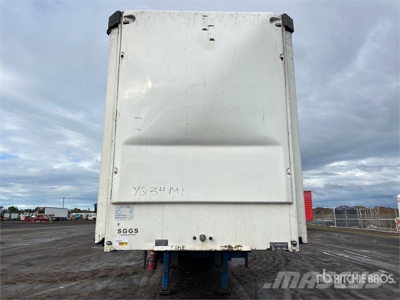 Vawdrey 7.3 m Tri/A B-Double Lead Step Deck Curtain Side T カーテンサイダートレーラー