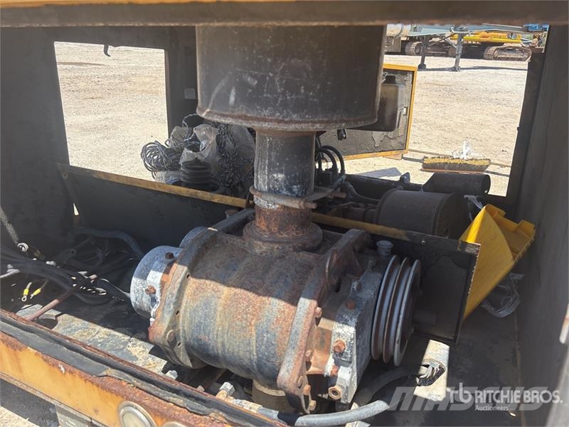 Vermeer VSK800HD Vacuum Excavation Unit (Inoperable) Oprema i rezervni dijelovi za bušenje